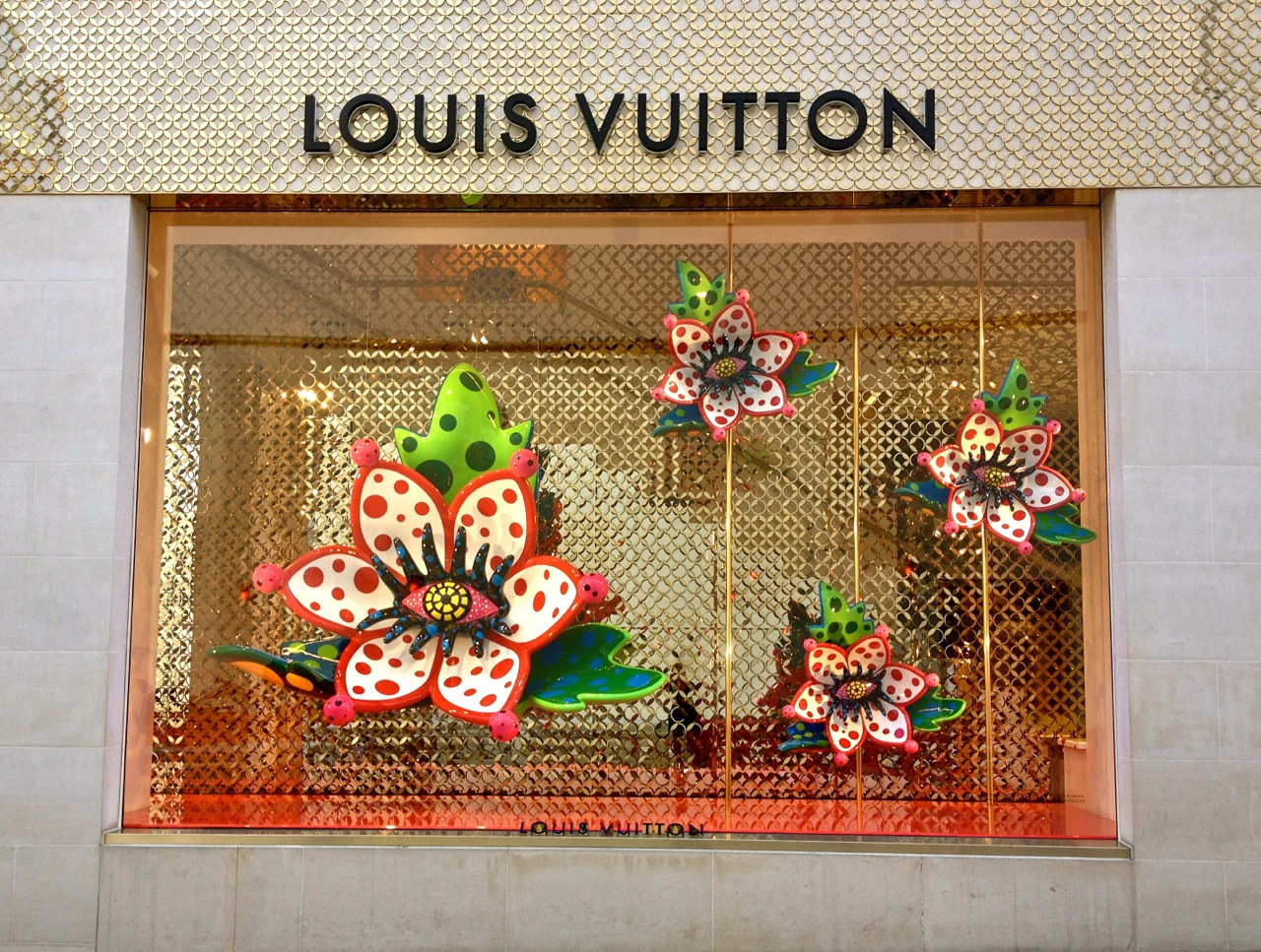 Louis Vuitton Yayoi Kusama PreRelease Showing Book Exhibition